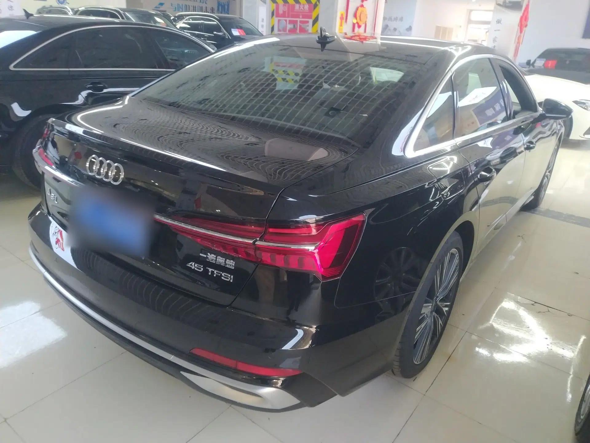 Audi A6L 2025 Revised 45 TFSI Prestige Dynamic Edition — миниатюра 5