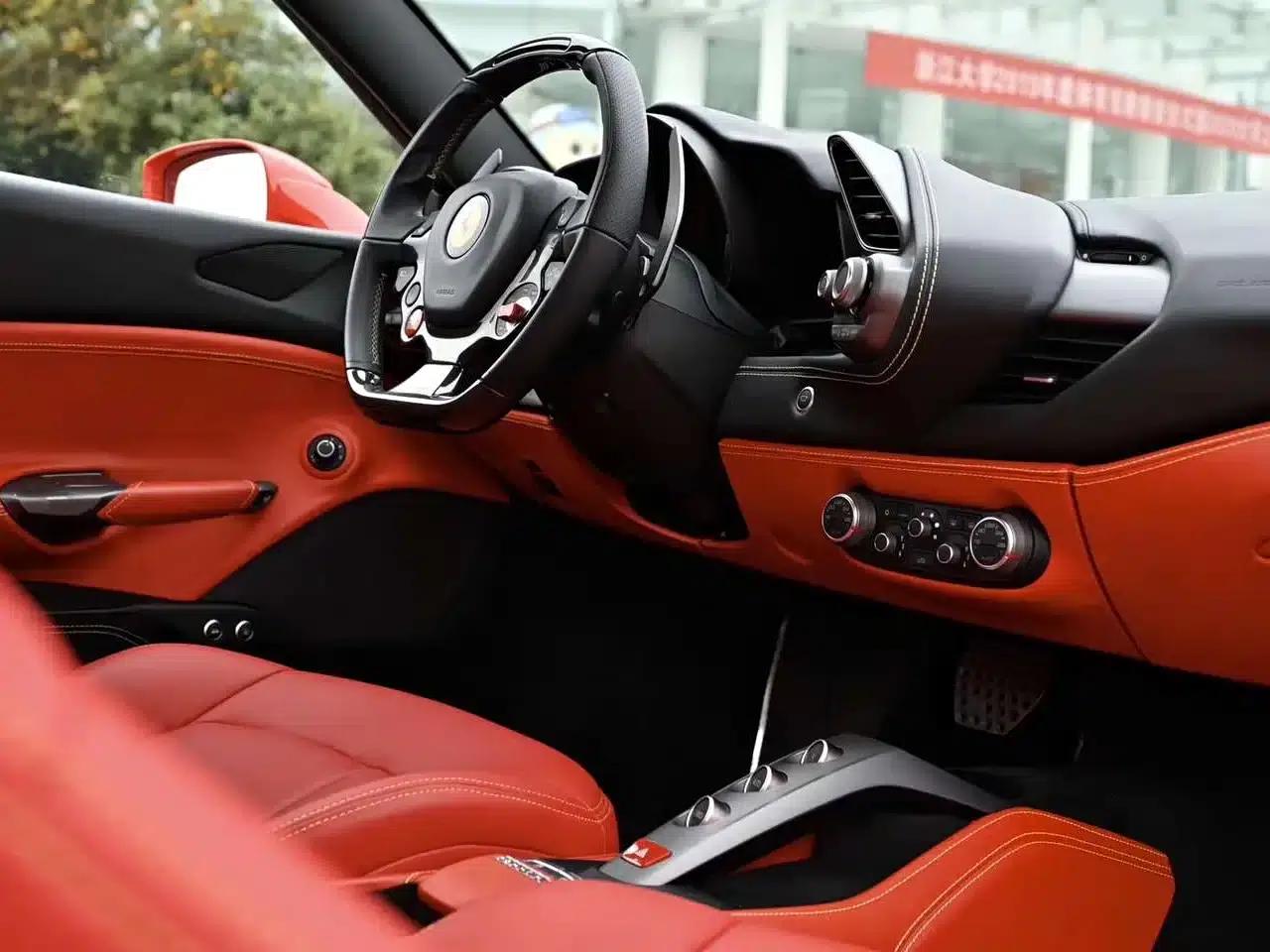 2015 Ferrari 488 GTB — миниатюра 6