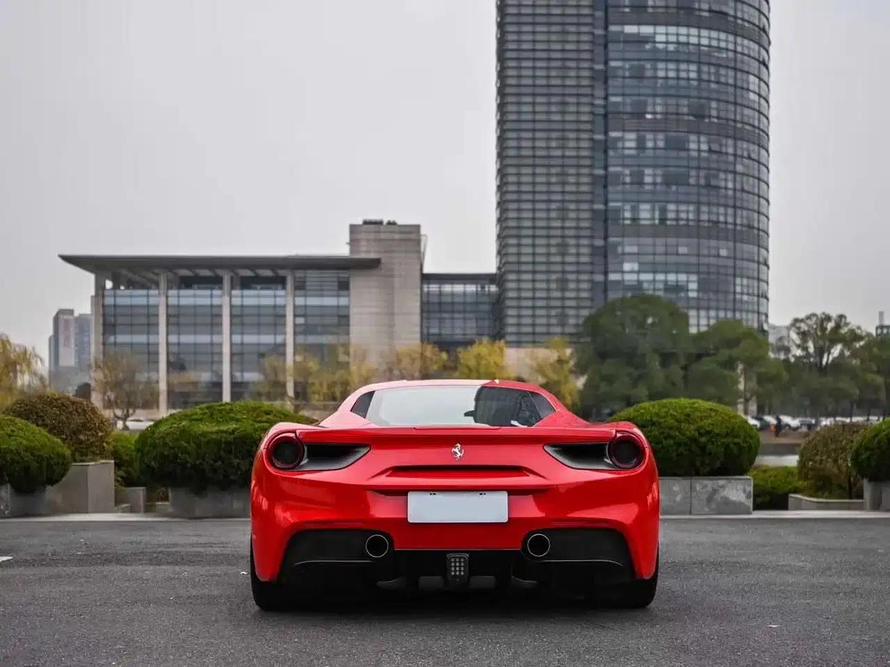 2015 Ferrari 488 GTB — миниатюра 8