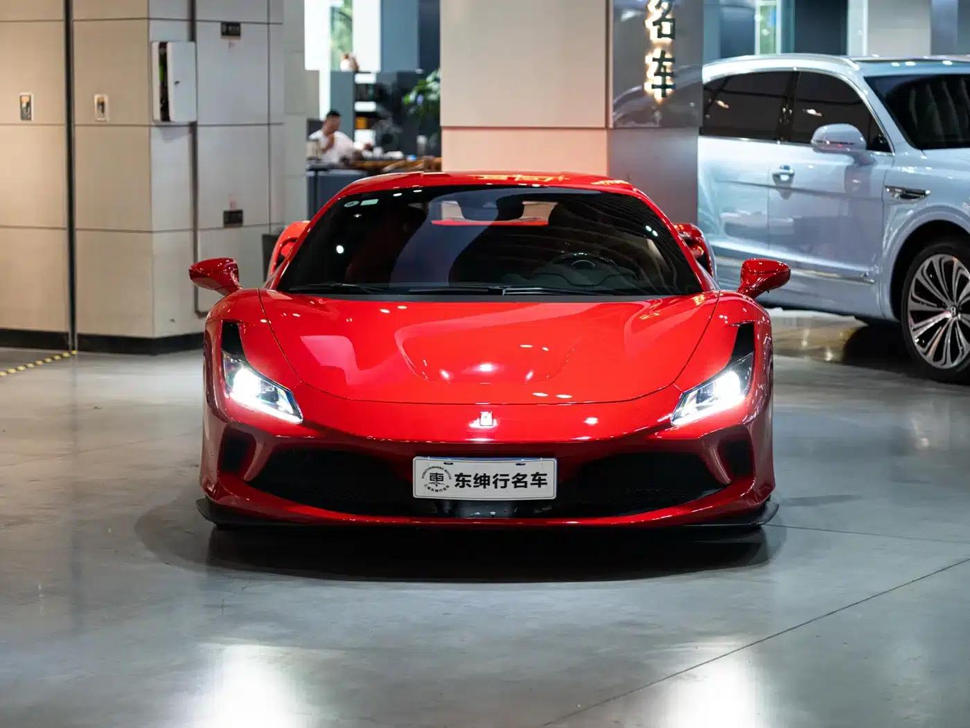 Ferrari F8 2019 Tributo 3.9T V8 — миниатюра 2