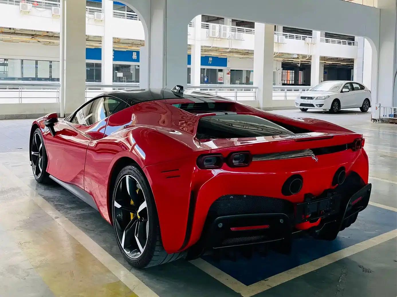 SF90 2020 3.9T V8 Stradale — миниатюра 6