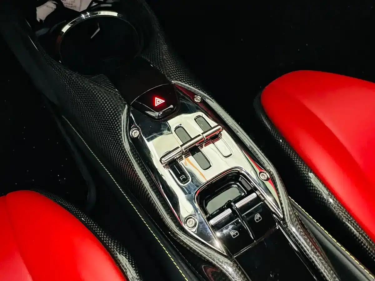 SF90 2020 3.9T V8 Stradale — миниатюра 8