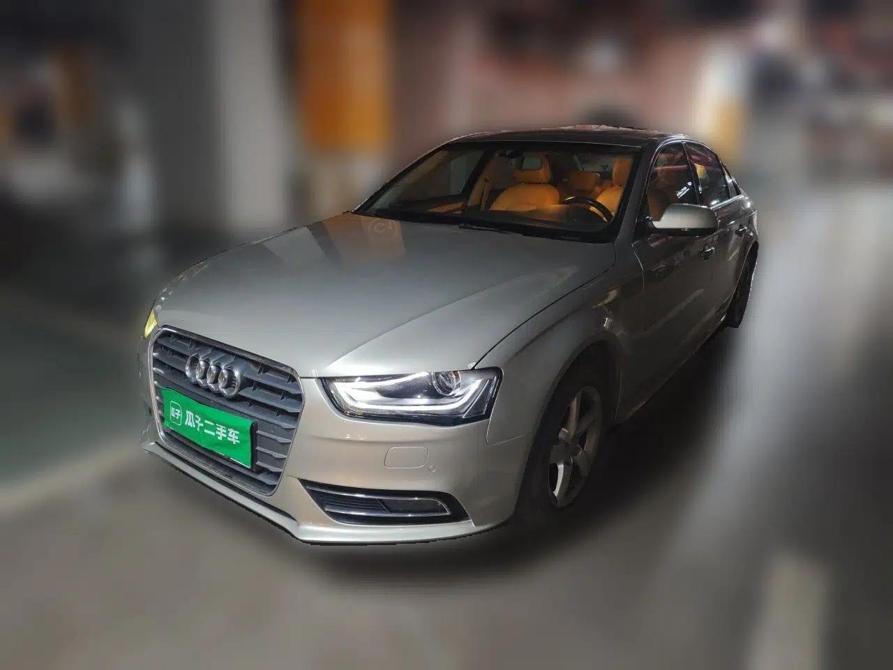 Audi A4L 2015 35 TFSI Automatic Standard Model — миниатюра 1
