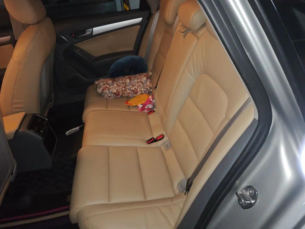 Audi A4L 2015 35 TFSI Automatic Standard Model — миниатюра 17
