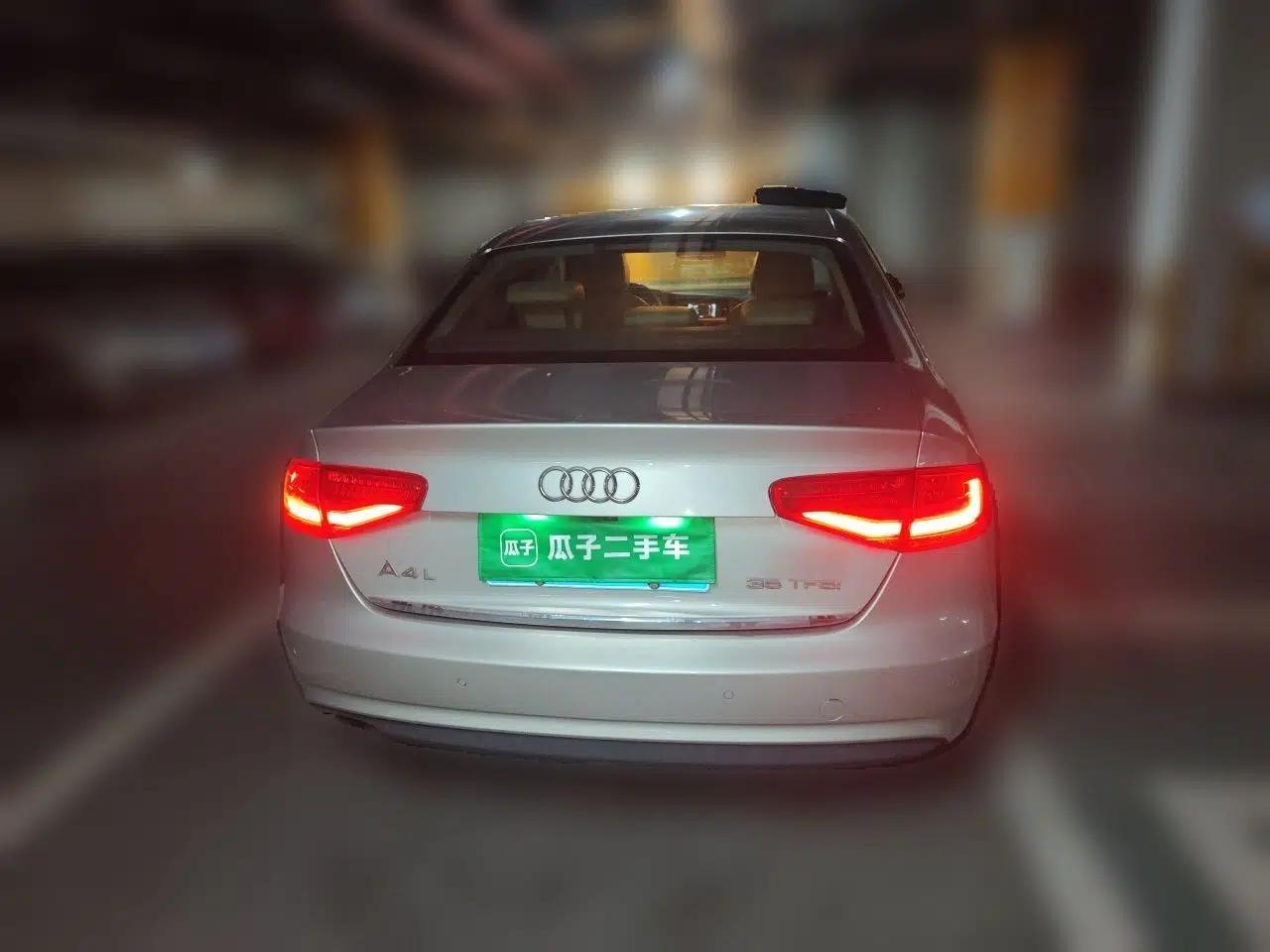 Audi A4L 2015 35 TFSI Automatic Standard Model — миниатюра 5