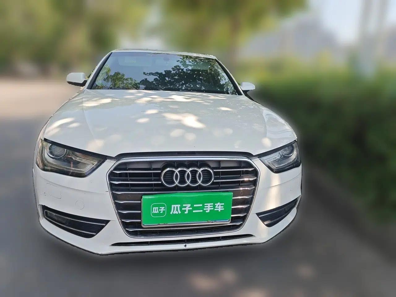 Audi A4L 2016 35 TFSI Collector's Edition Automatic Standard Model — миниатюра 2