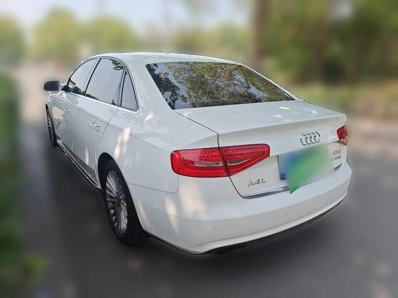 Audi A4L 2016 35 TFSI Collector's Edition Automatic Standard Model — миниатюра 4