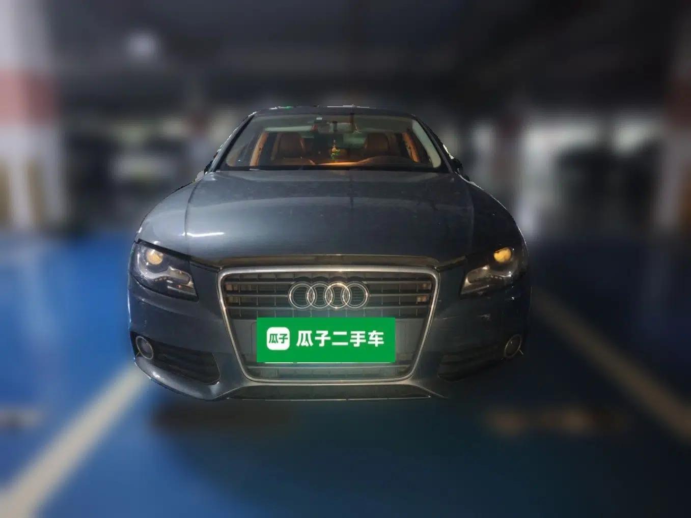 Audi A4L 2012 2.0 TFSI automatic Comfort trim level — миниатюра 2