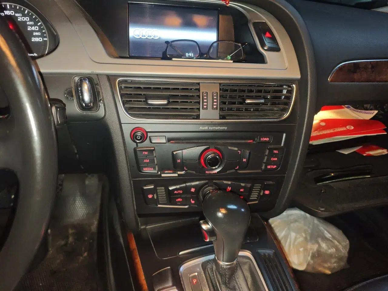 Audi A4L 2012 2.0 TFSI automatic Comfort trim level — миниатюра 13
