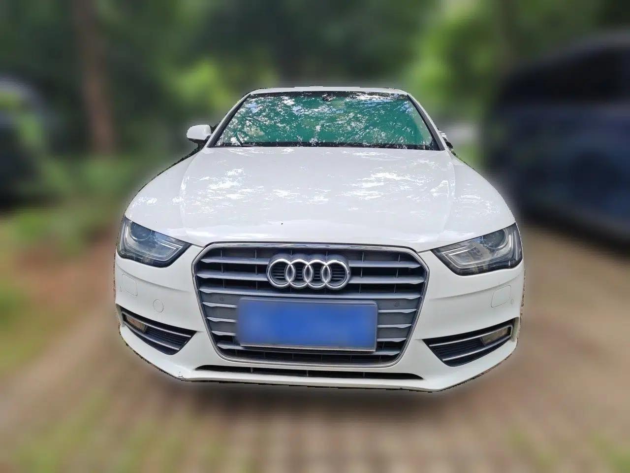 Audi A4L 2015 35 TFSI Automatic Technology Model — миниатюра 2