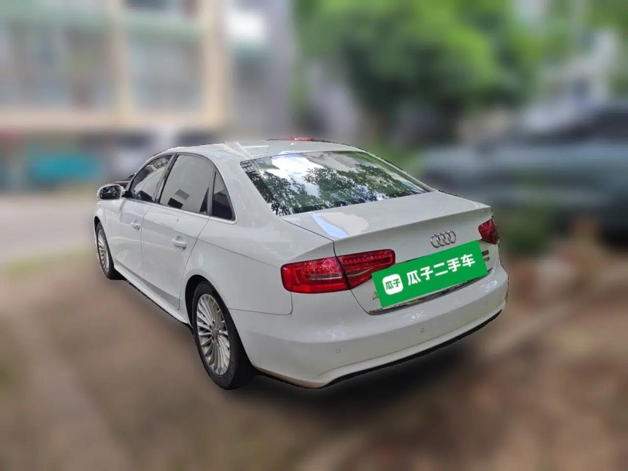 Audi A4L 2015 35 TFSI Automatic Technology Model — миниатюра 4