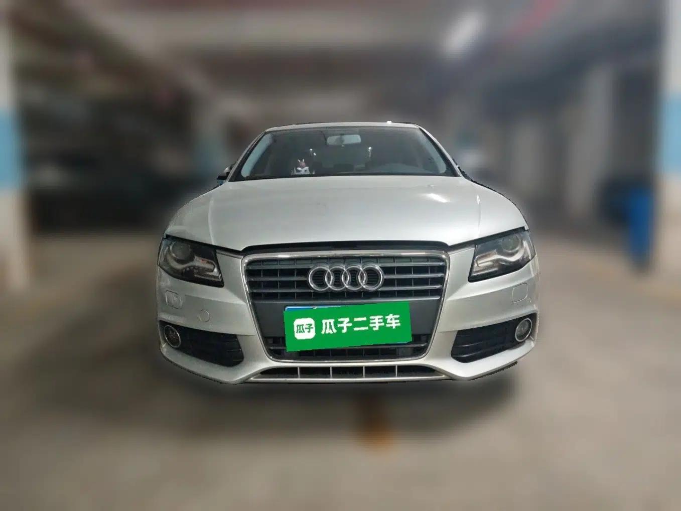 Audi A4L 2012 2.0 TFSI automatic Comfort trim level — миниатюра 2