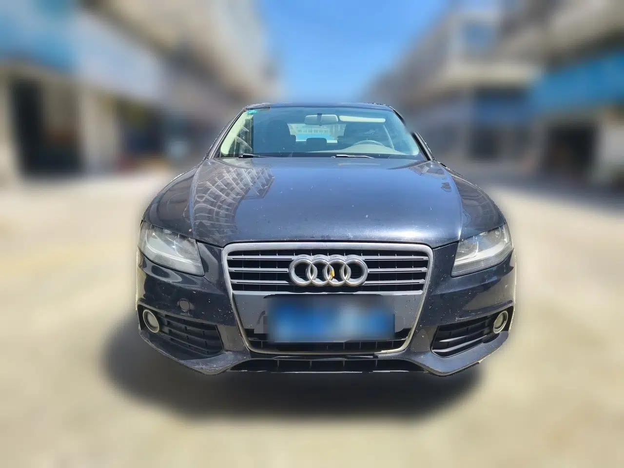 Audi A4L 2012 1.8 TFSI Manual Comfort Model — миниатюра 2