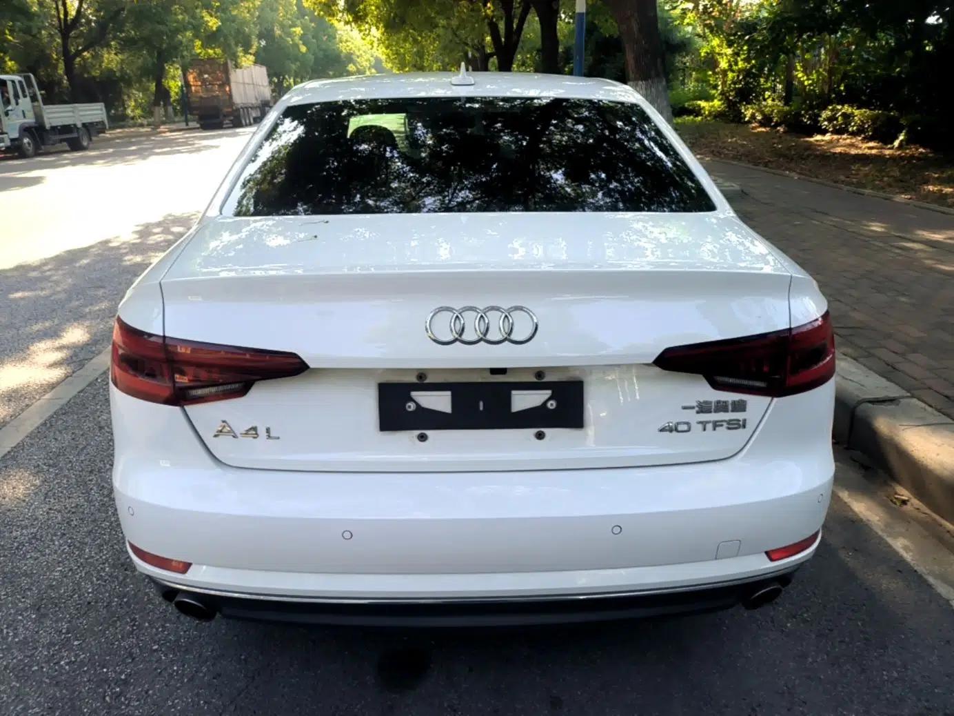 Audi A4L 2018 30th Anniversary Edition 40 TFSI Trendy Model — миниатюра 5