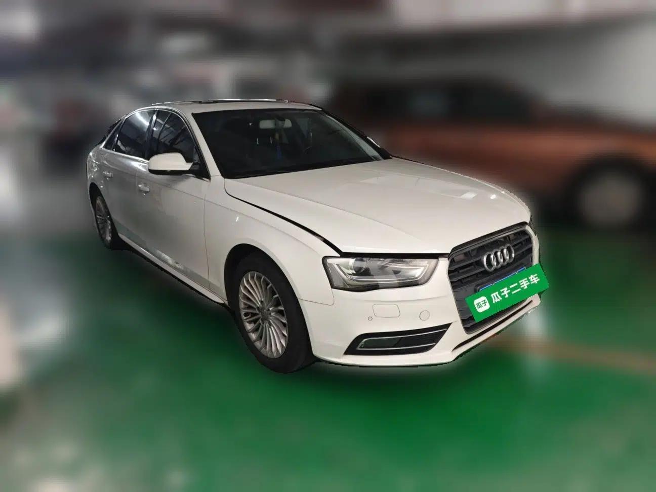 Audi A4L 2015 35 TFSI Automatic Comfort Model — миниатюра 3
