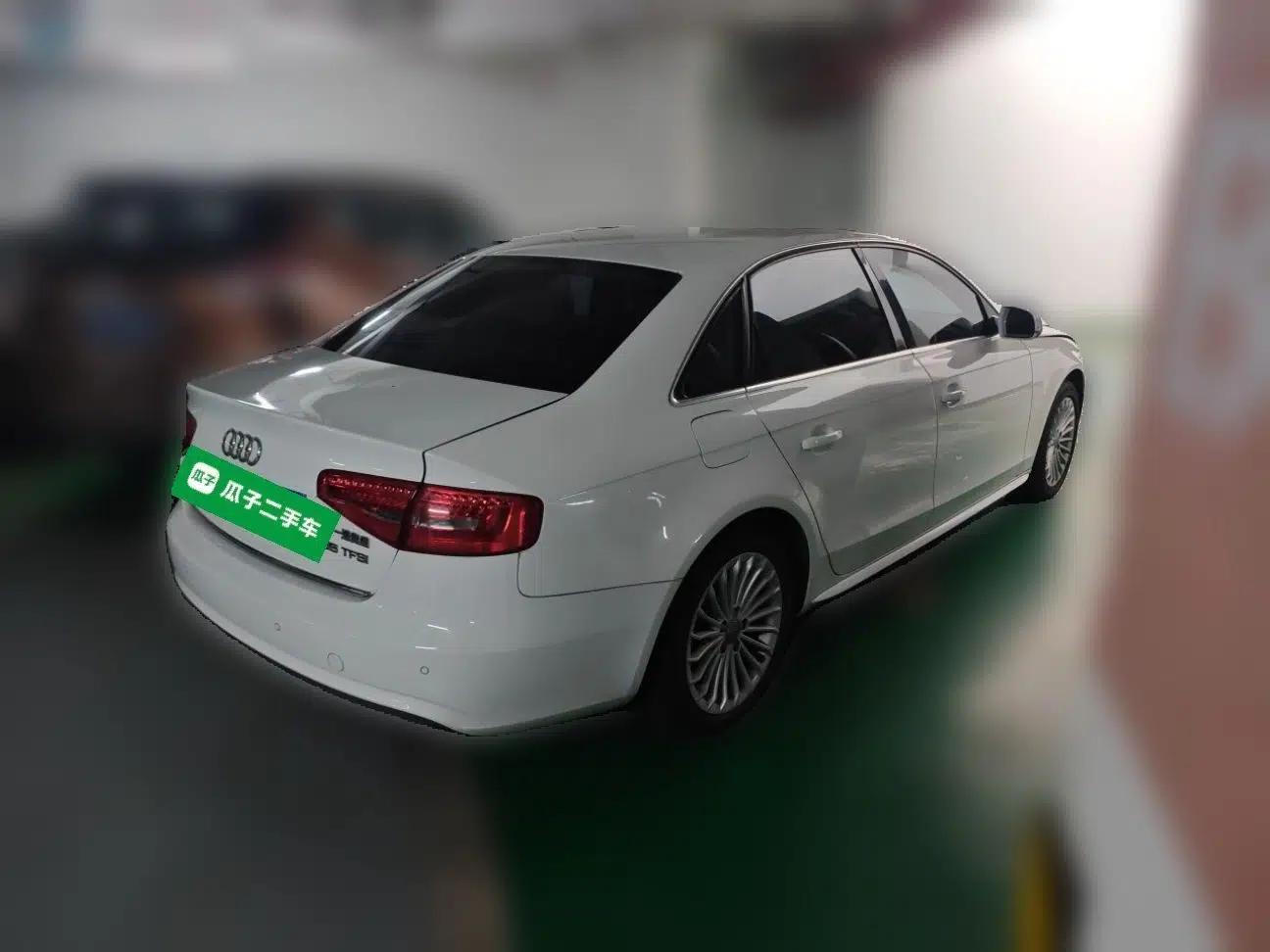 Audi A4L 2015 35 TFSI Automatic Comfort Model — миниатюра 6