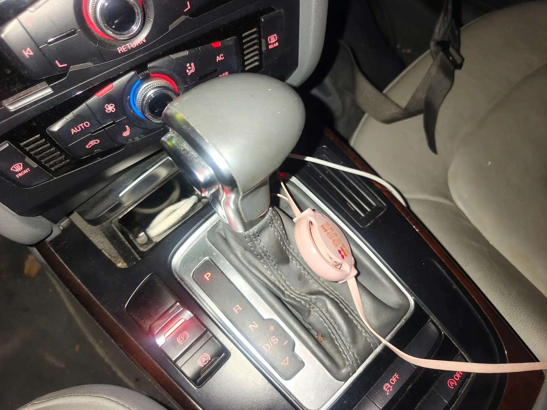 Audi A4L 2013 35 TFSI Automatic Comfort Model — миниатюра 14
