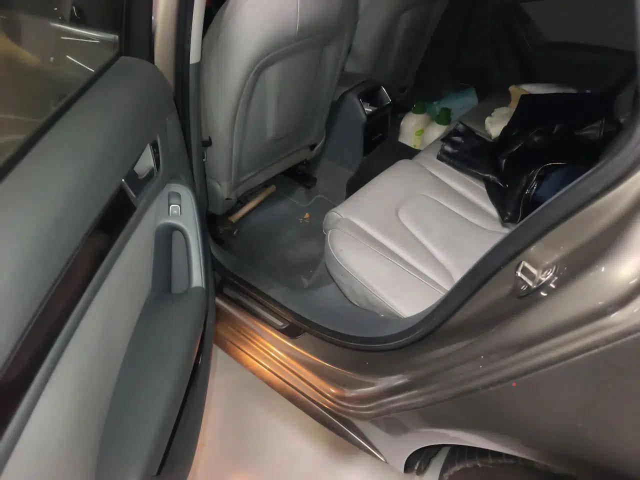 Audi A4L 2013 35 TFSI Automatic Comfort Model — миниатюра 17