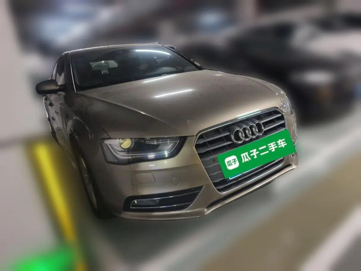 Audi A4L 2013 35 TFSI Automatic Comfort Model — миниатюра 3