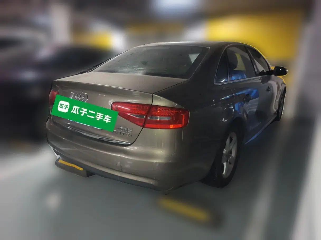 Audi A4L 2013 35 TFSI Automatic Comfort Model — миниатюра 6