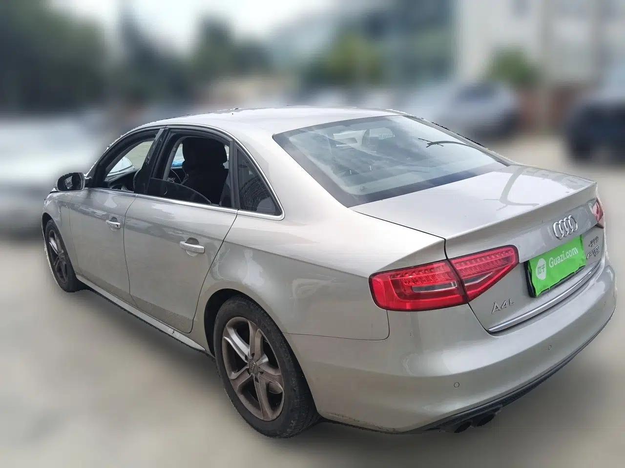 Audi A4L 2015 45 TFSI quattro Individual Sport Edition — миниатюра 4