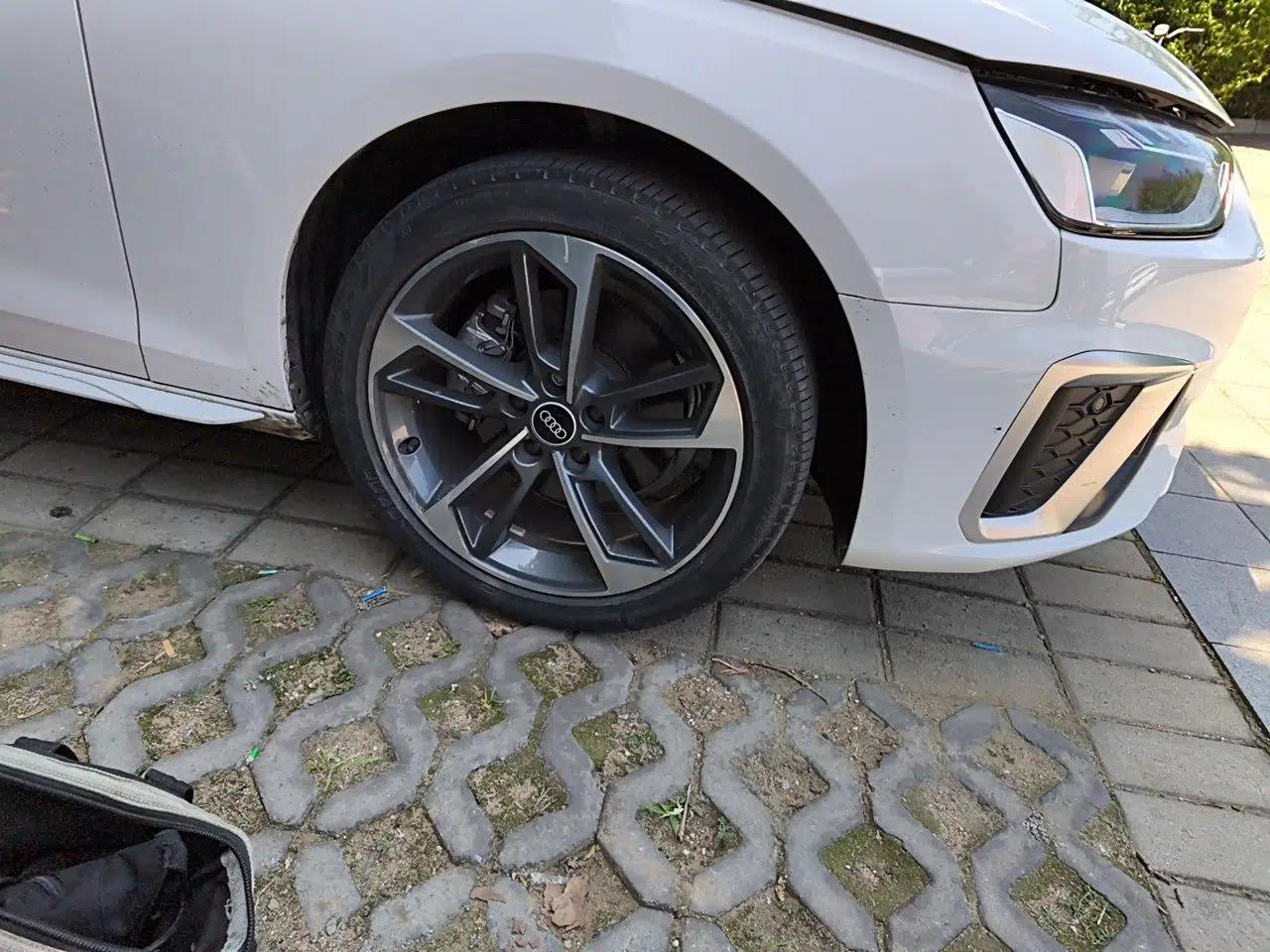 Audi A4L 2022 40 TFSI Fashion Dynamic Model — миниатюра 8