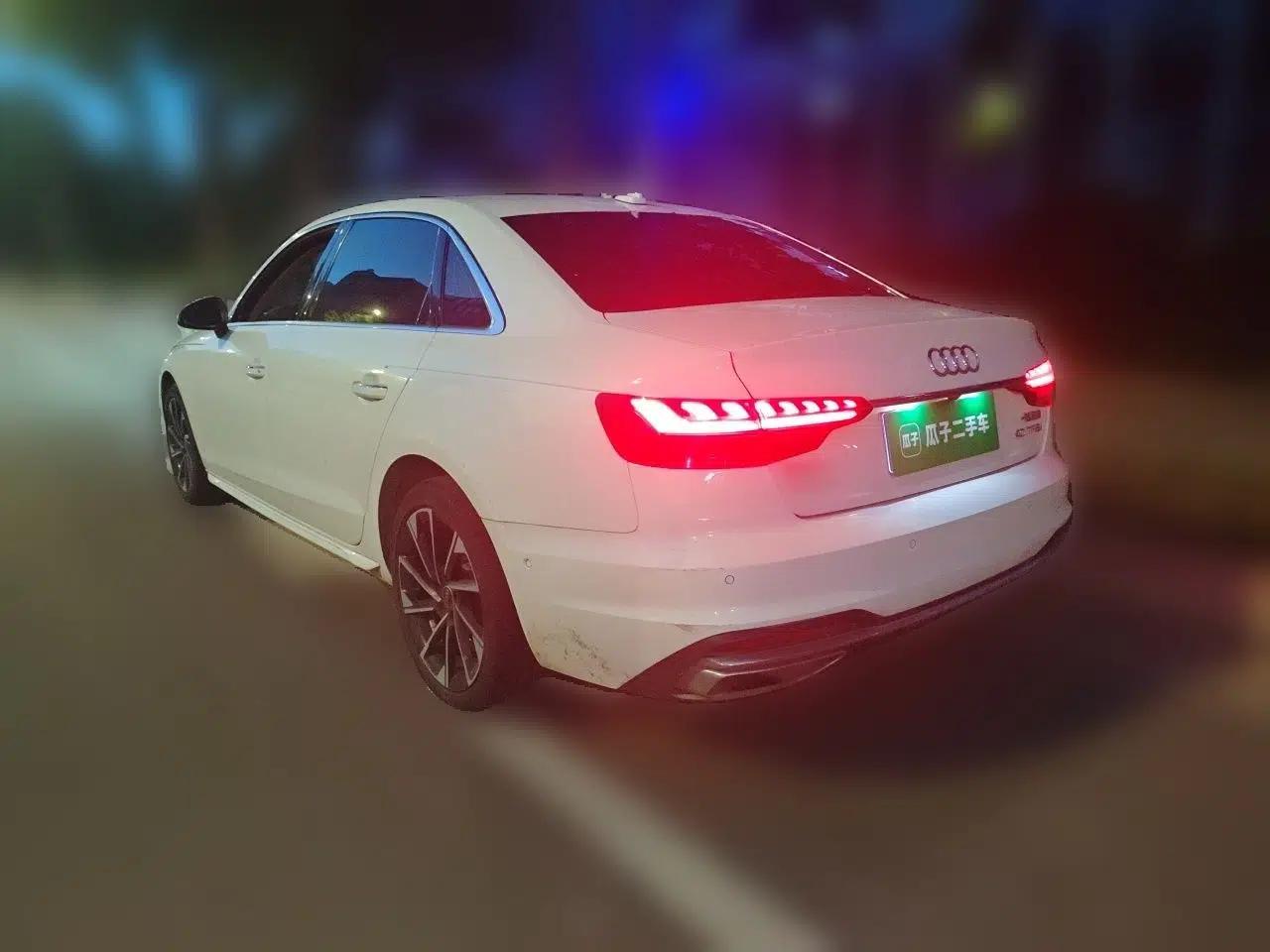 Audi A4L 2022 40 TFSI Luxury Prestige Edition — миниатюра 4