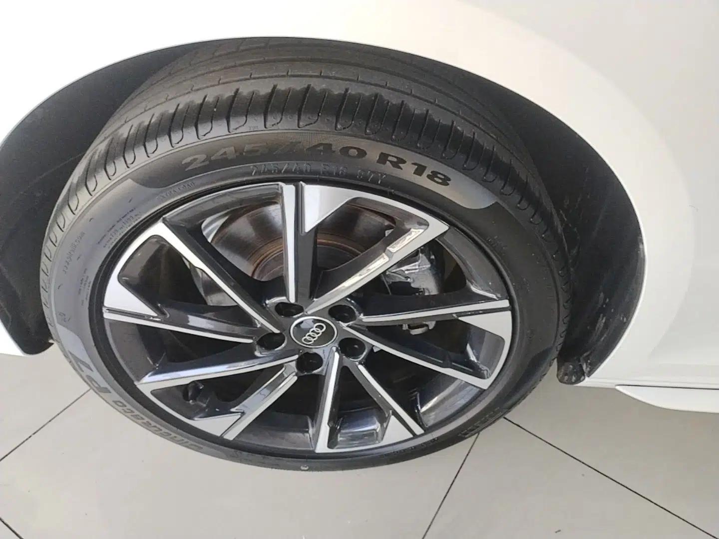 Audi A4L 2022 40 TFSI Stylish and Elegant Edition — миниатюра 15