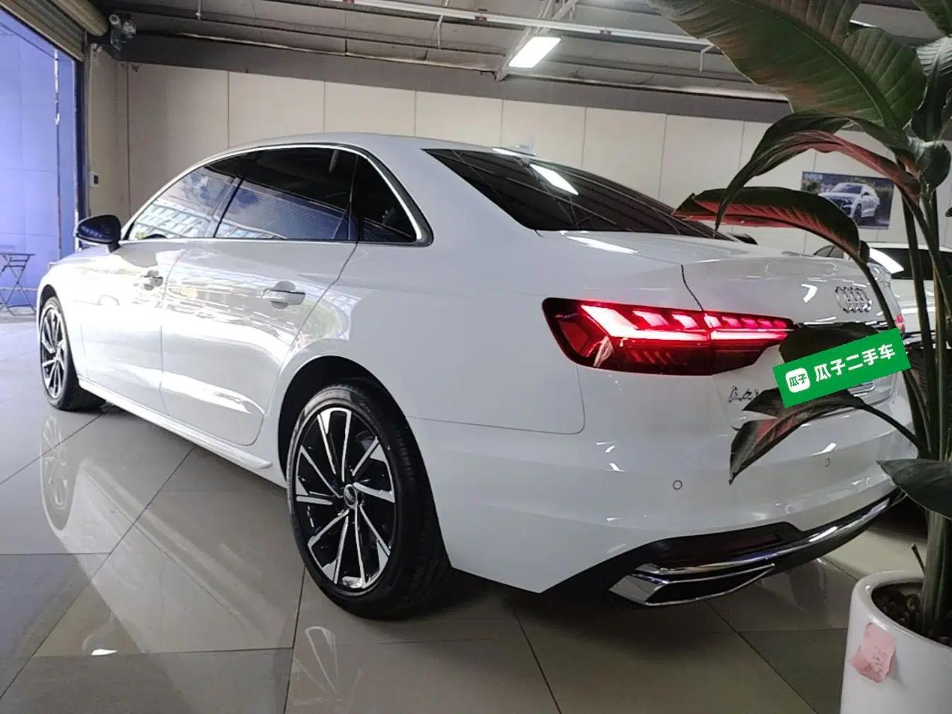 Audi A4L 2022 40 TFSI Stylish and Elegant Edition — миниатюра 4
