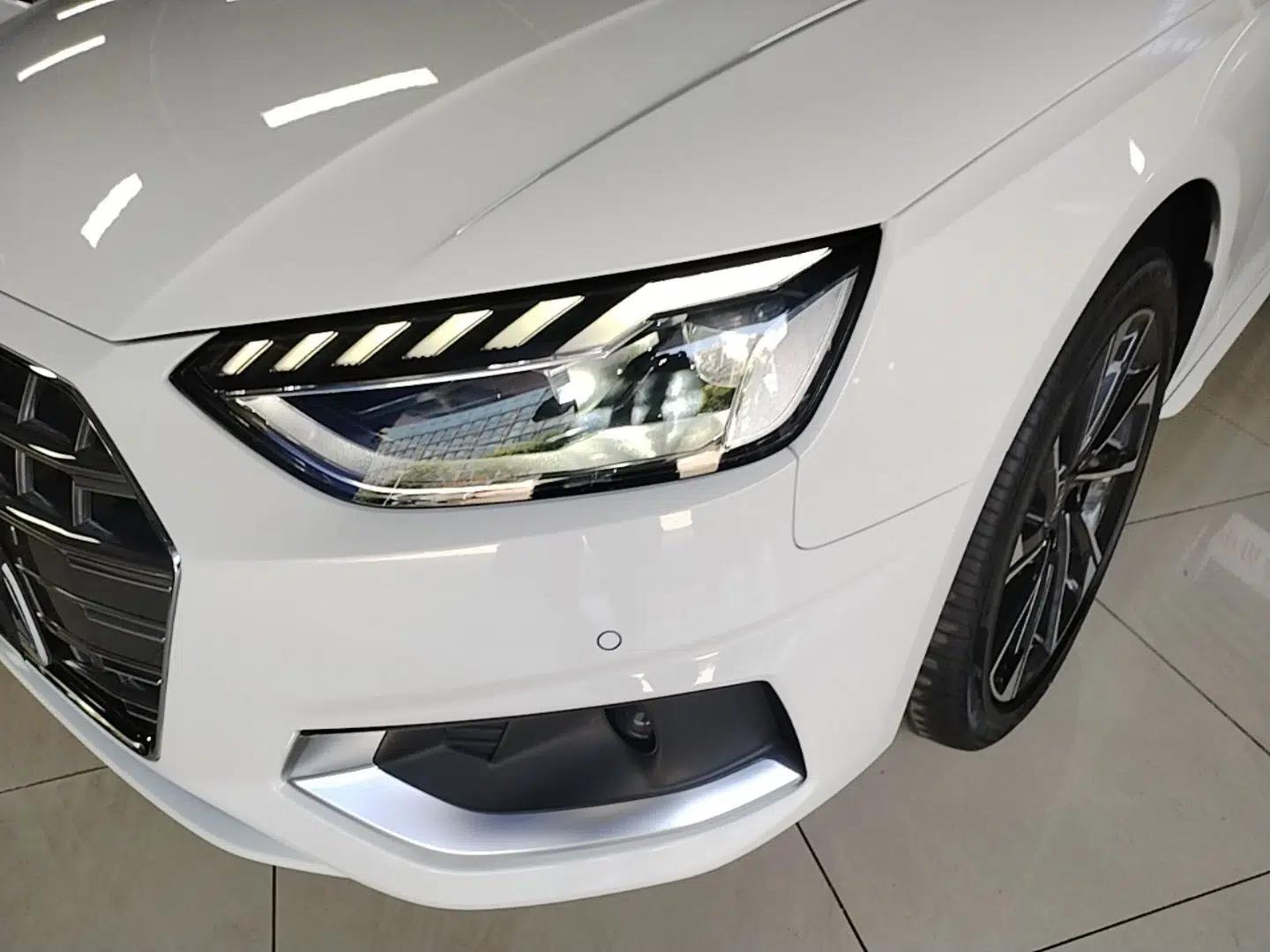 Audi A4L 2022 40 TFSI Stylish and Elegant Edition — миниатюра 8