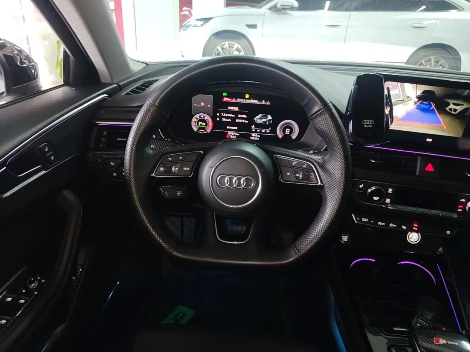 Audi A4L 2022 40 TFSI Luxury Dynamic Model — миниатюра 13
