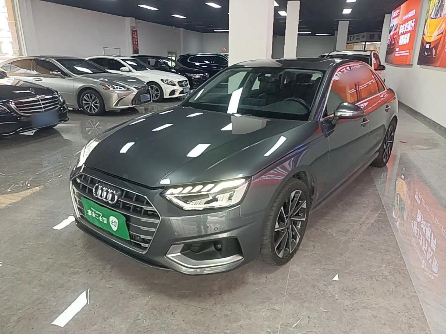 Audi A4L 2023 40 TFSI Fashionable and Elegant Version — миниатюра 1