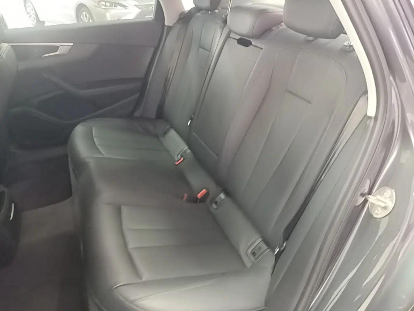 Audi A4L 2023 40 TFSI Fashionable and Elegant Version — миниатюра 20