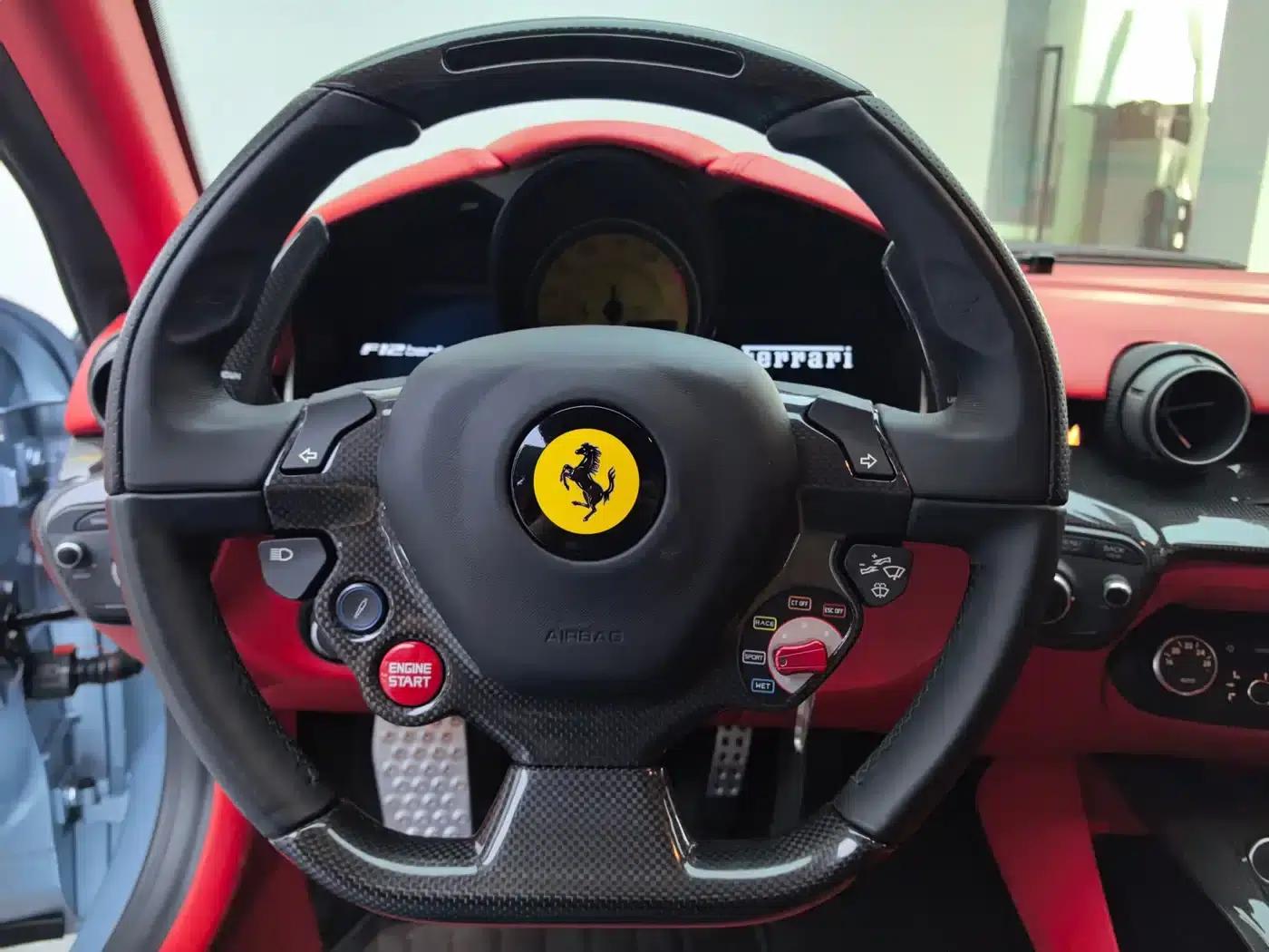 2013 F12berlinetta 6.3L Standard Model — миниатюра 12