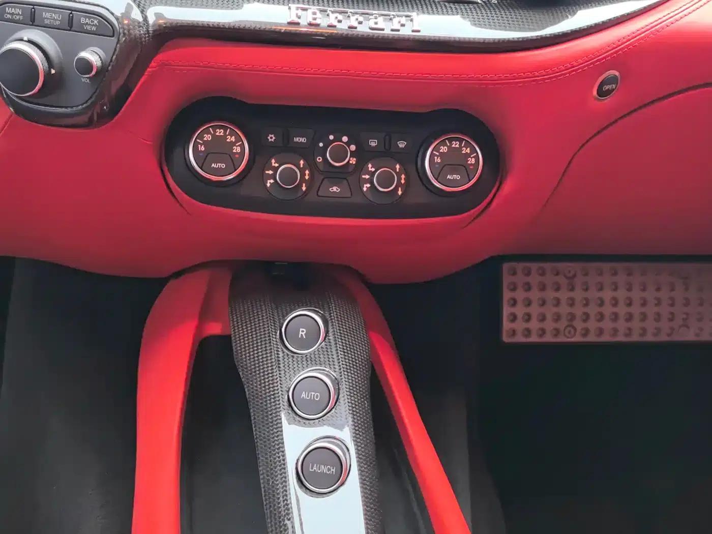 2013 F12berlinetta 6.3L Standard Model — миниатюра 15