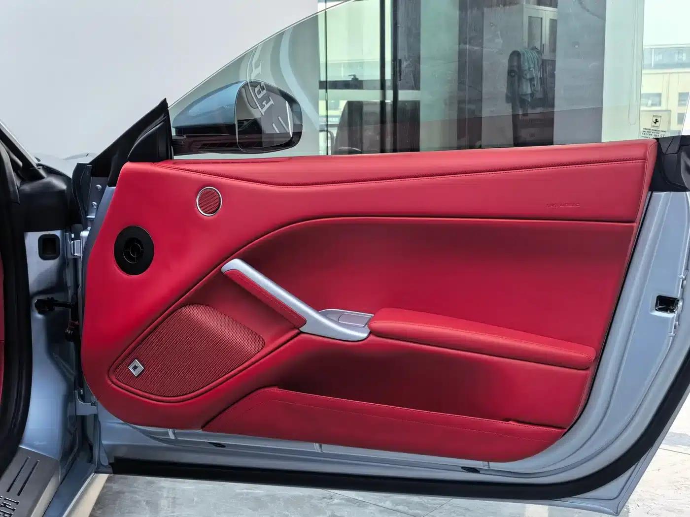 2013 F12berlinetta 6.3L Standard Model — миниатюра 7