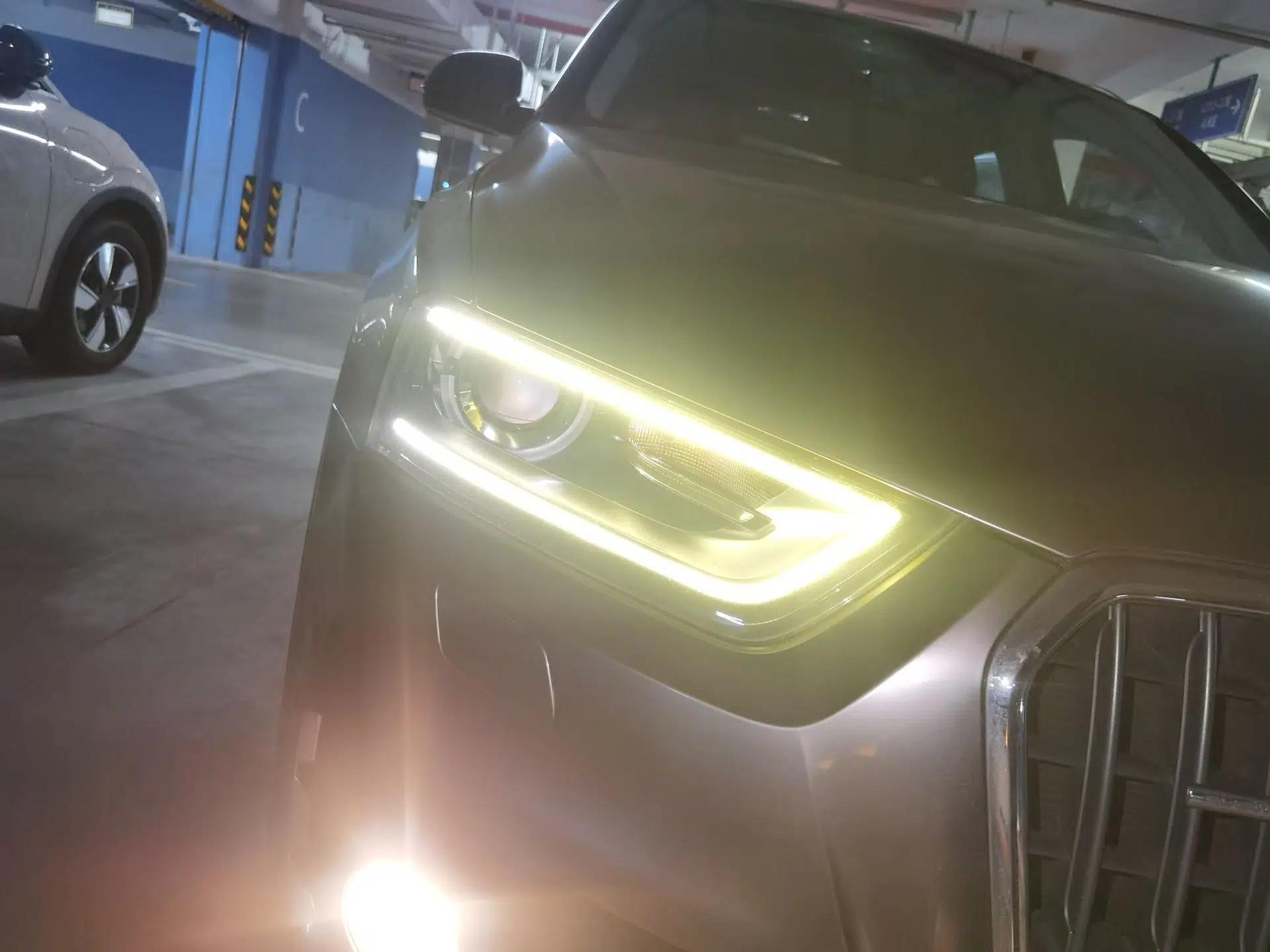 Audi Q3 2012 35 TFSI quattro Comfort Model — миниатюра 7