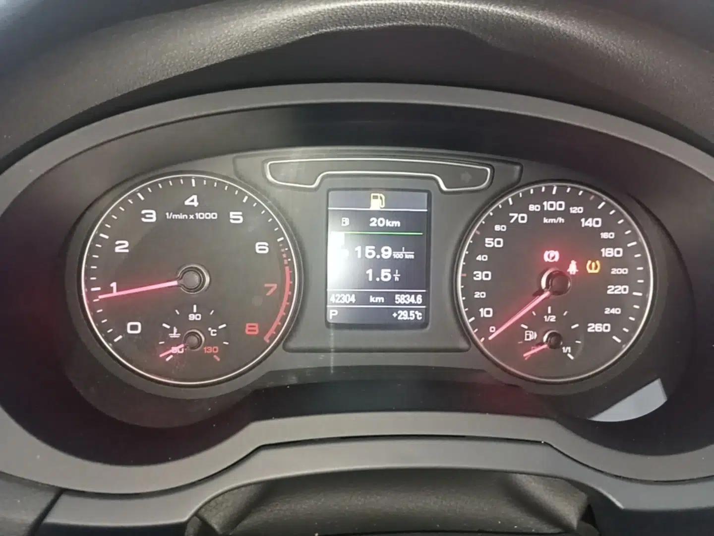 Audi Q3 2015 35 TFSI quattro Technology Edition — миниатюра 14