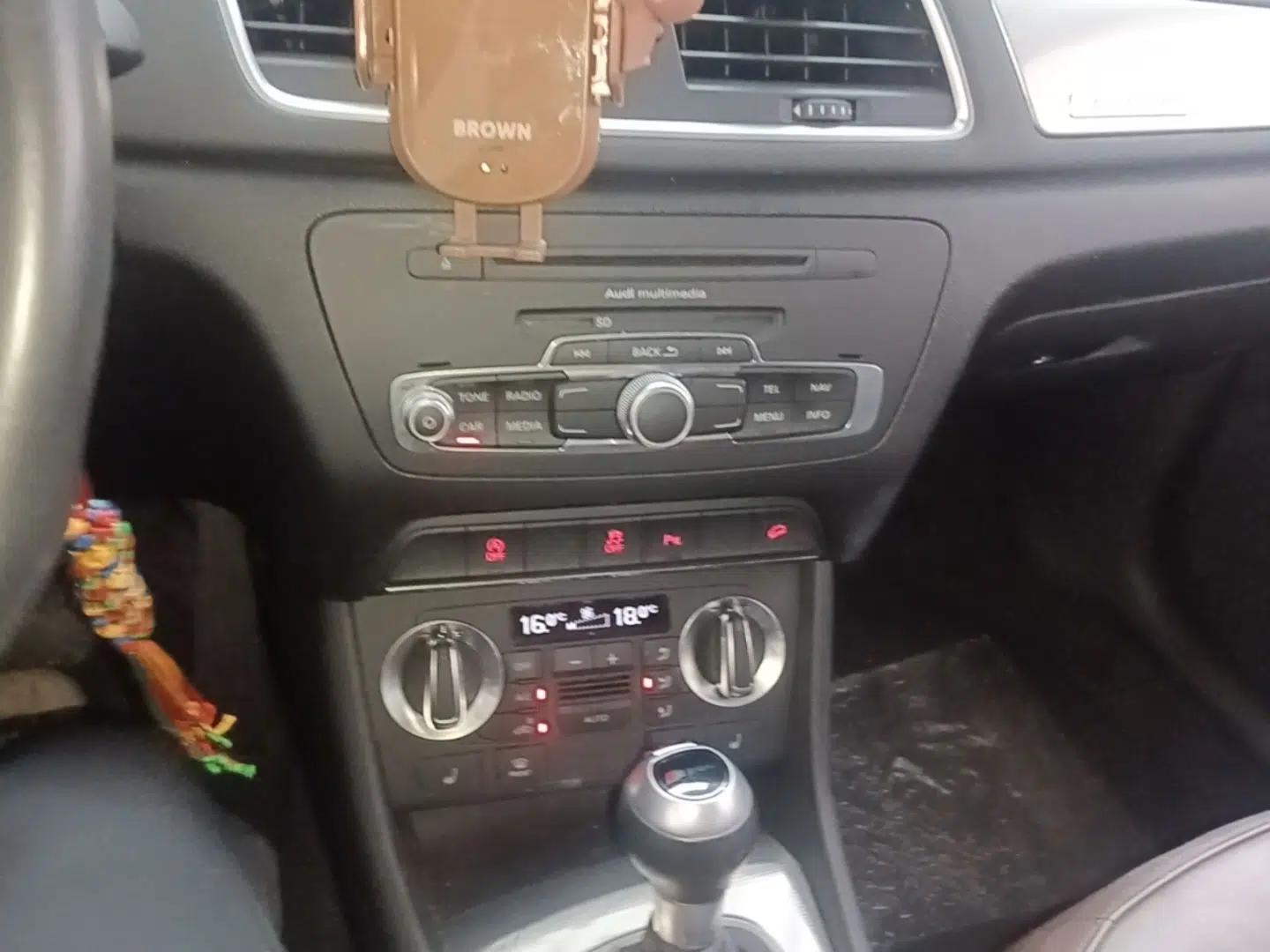 Audi Q3 2015 35 TFSI quattro Technology Edition — миниатюра 15