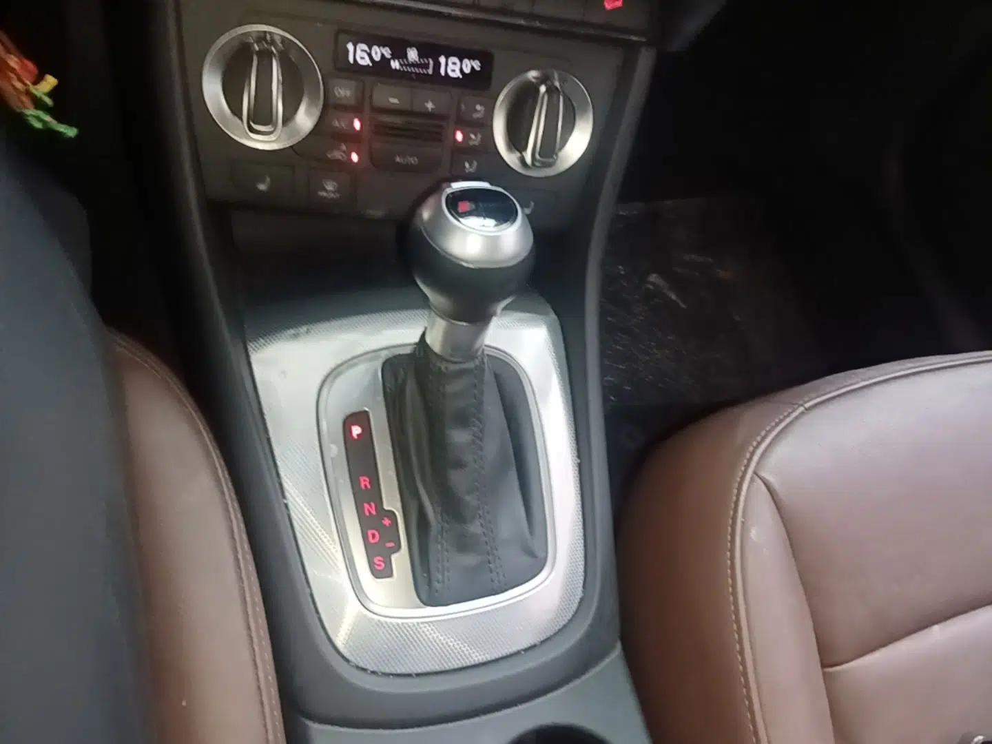 Audi Q3 2015 35 TFSI quattro Technology Edition — миниатюра 16