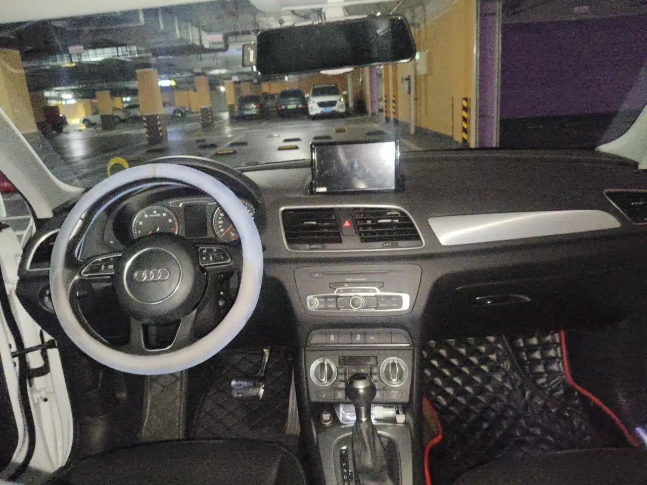 Audi Q3 2015 35 TFSI Comfort Model — миниатюра 9