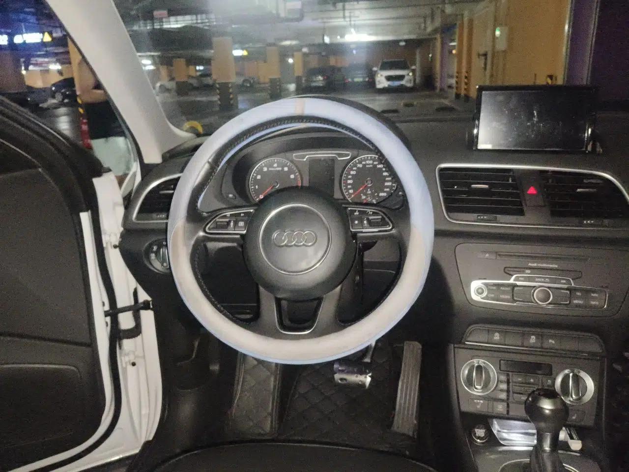 Audi Q3 2015 35 TFSI Comfort Model — миниатюра 10