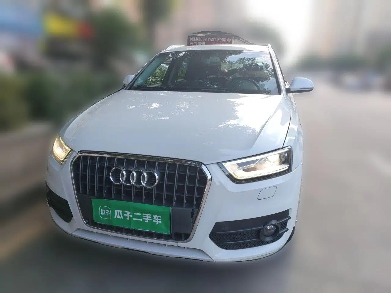 Audi Q3 2013 35 TFSI quattro Comfort Model — миниатюра 2