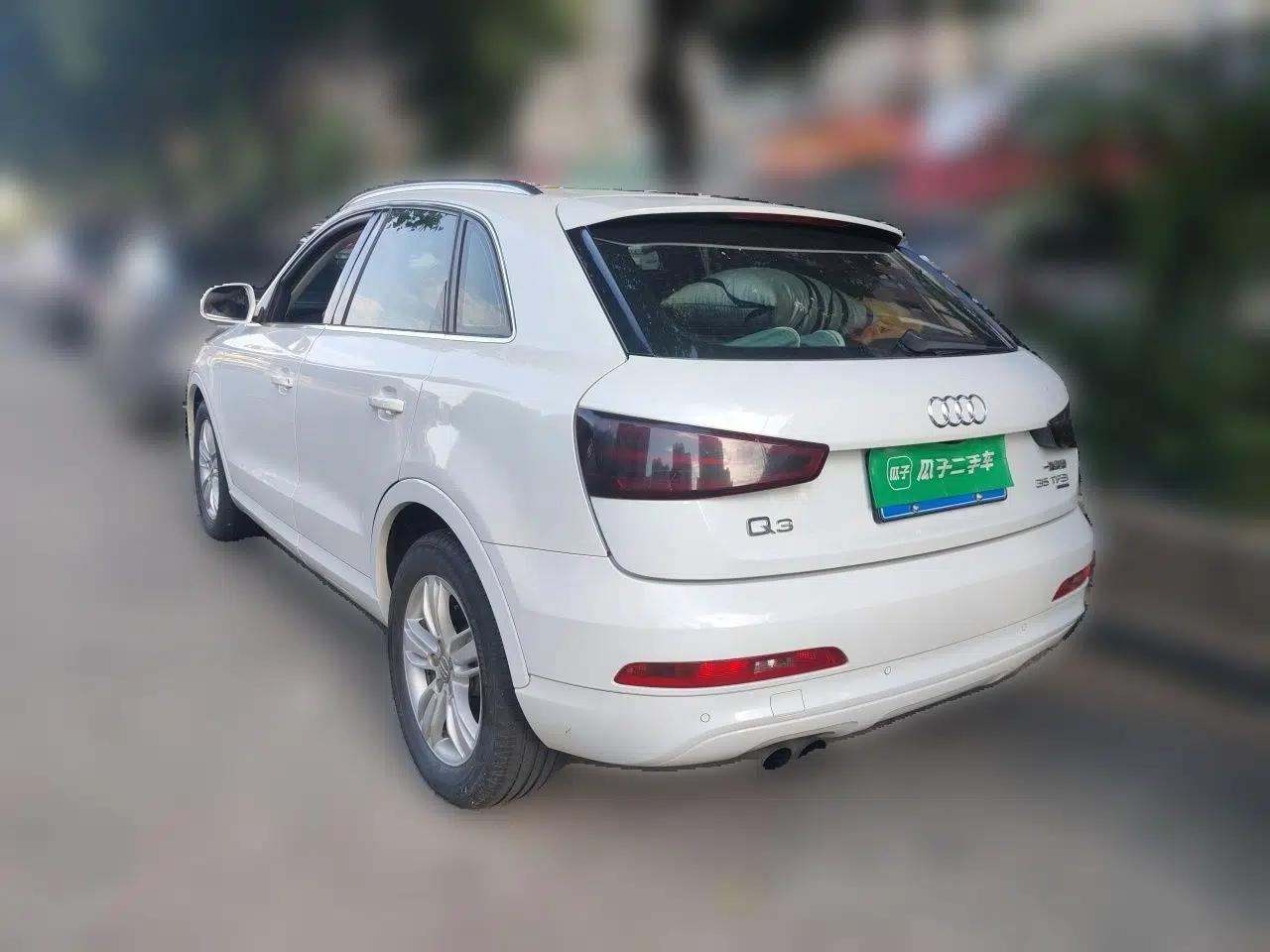Audi Q3 2013 35 TFSI quattro Comfort Model — миниатюра 4