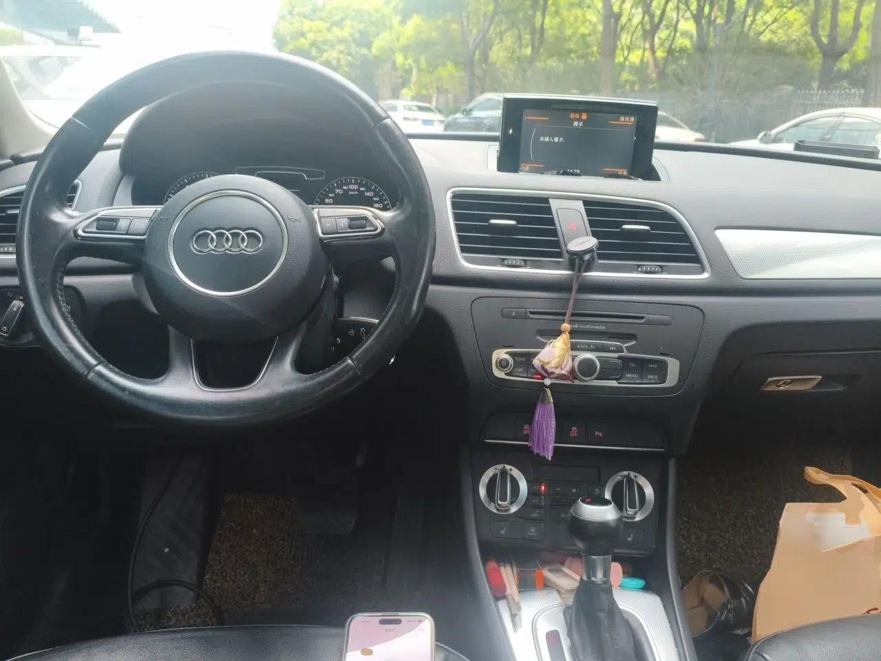 Audi Q3 2015 35 TFSI Comfort Model — миниатюра 9