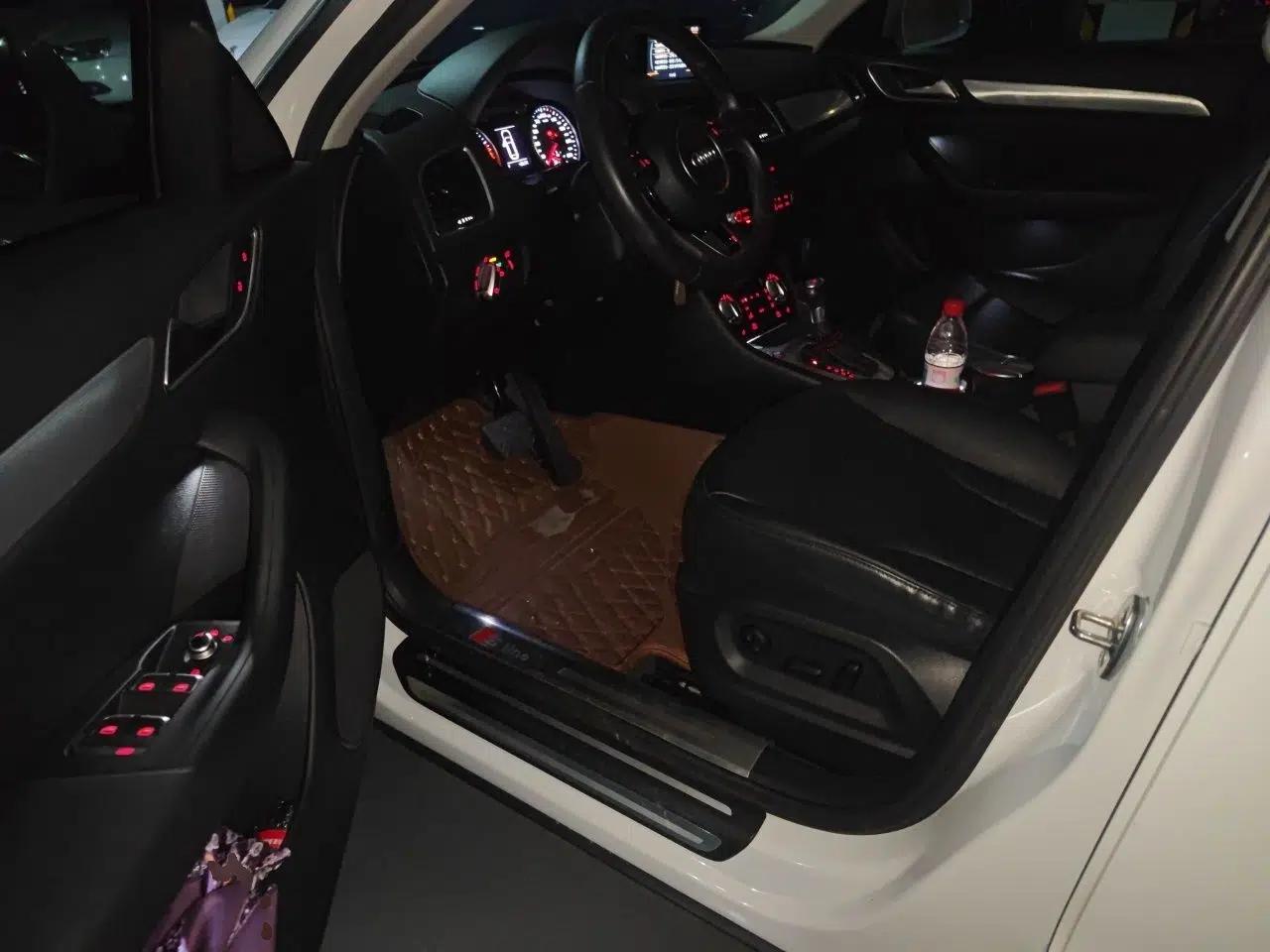 Audi Q3 2015 35 TFSI Comfort Model — миниатюра 16