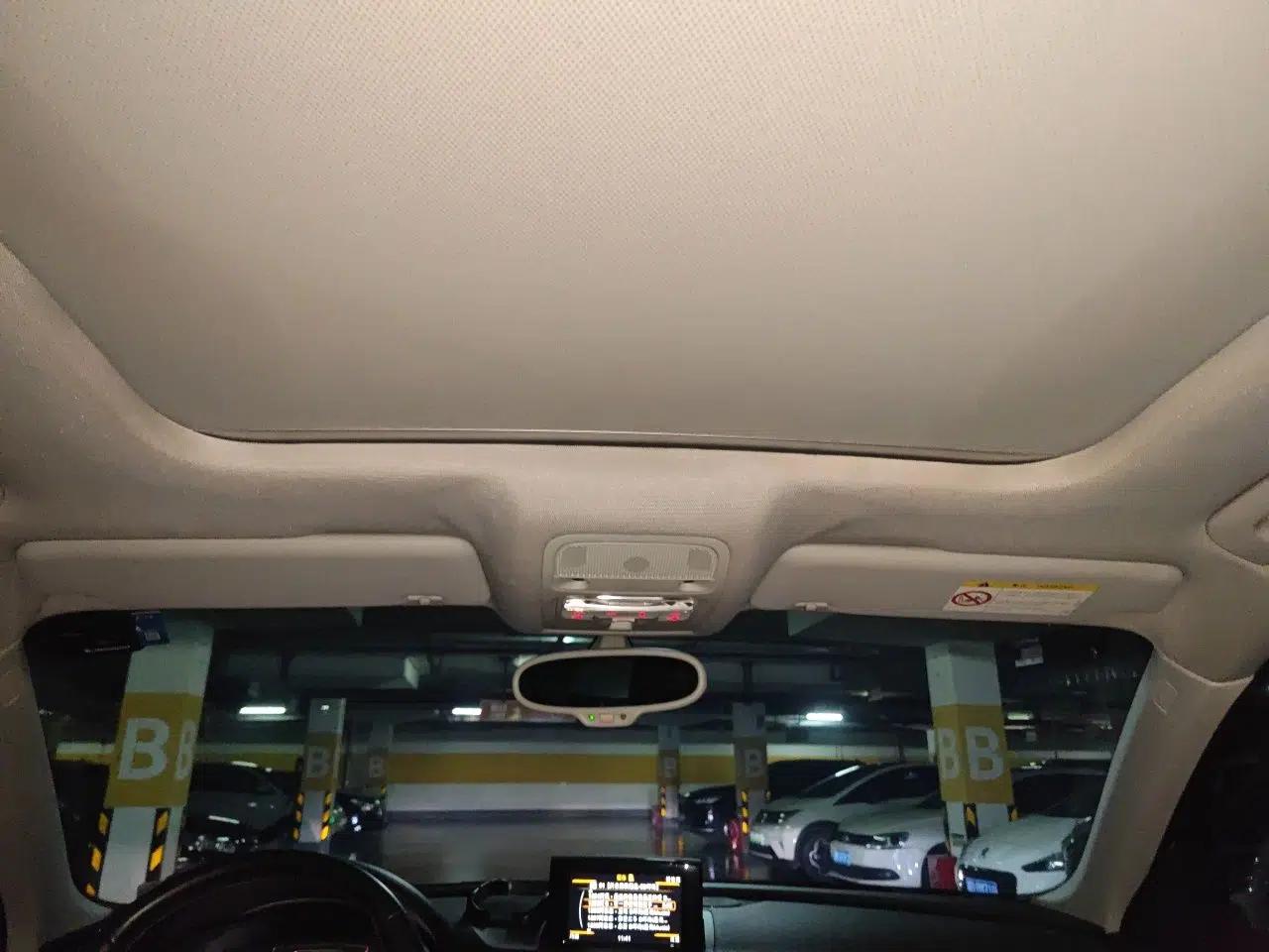 Audi Q3 2015 35 TFSI Comfort Model — миниатюра 18