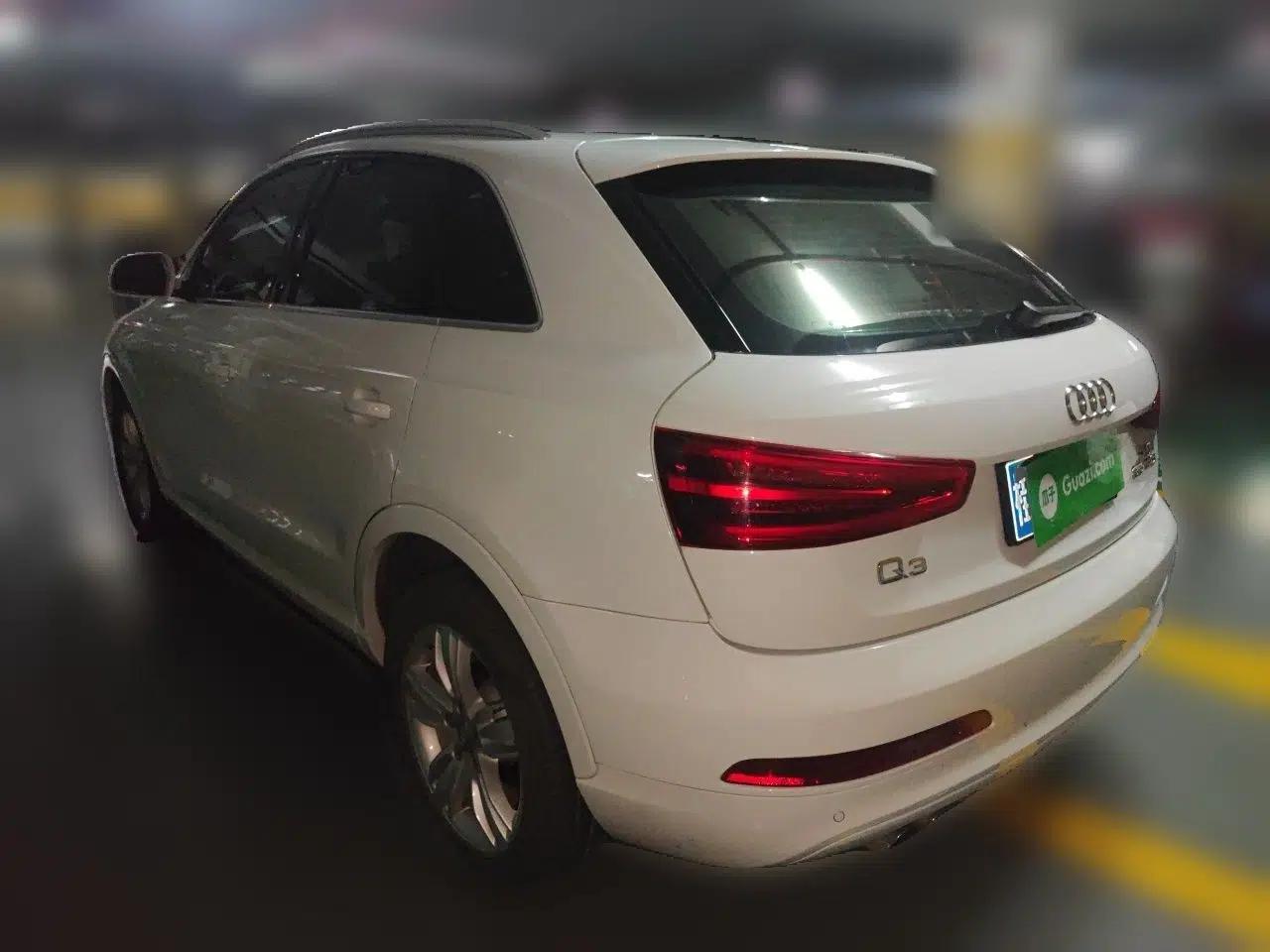Audi Q3 2015 35 TFSI Comfort Model — миниатюра 4