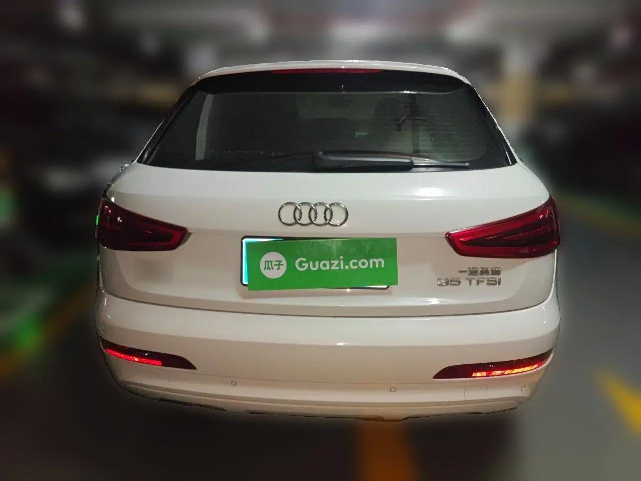 Audi Q3 2015 35 TFSI Comfort Model — миниатюра 5