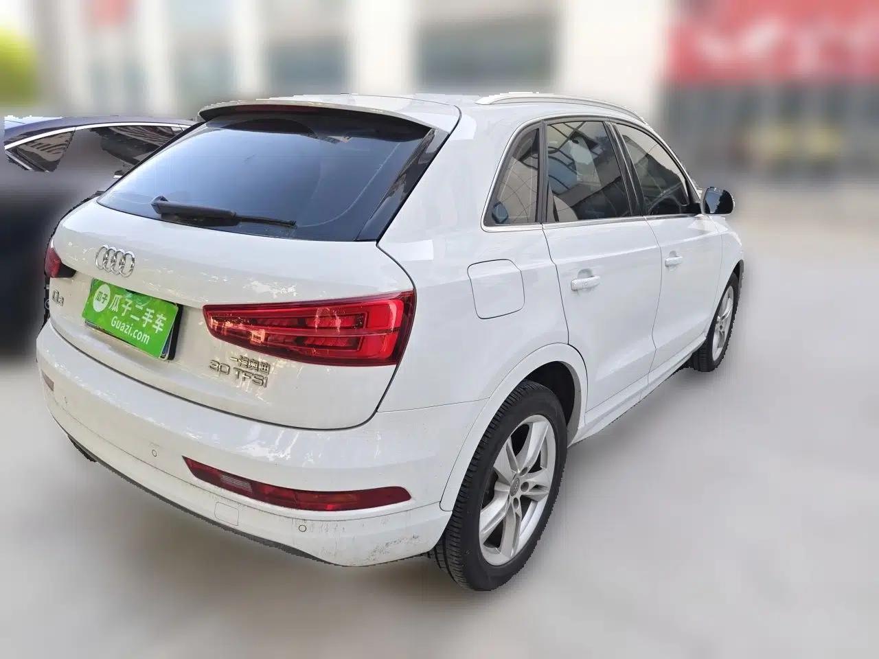 Audi Q3 2018 30th Anniversary Edition 30 TFSI Fashion Model — миниатюра 6